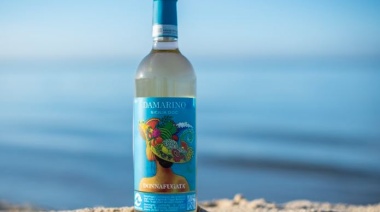 Lanzan en Argentina el primer cierre para vinos que ayuda a proteger los mares y océanos