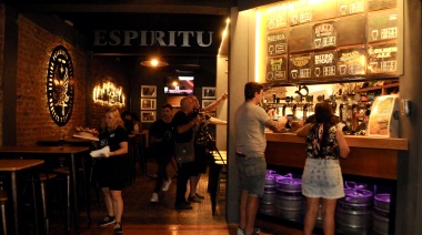 Para los amantes de la cerveza: la marca barilochense Berlina abrió su segundo local en Mendoza