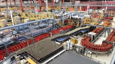 Coca Cola vuelve a producir en Mendoza: instalará una nueva línea de producción de U$S 30 millones