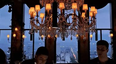 Abrió Gómez Rooftop, el bar que le estaba faltando a Mendoza