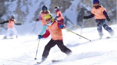 Las Leñas abre la temporada 2023 este fin de semana: cuánto sale ir a esquiar