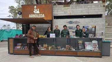 Nueva atracción turística: abrió un restorán en la cima del Cerro de la Gloria, monumento ícono de Mendoza