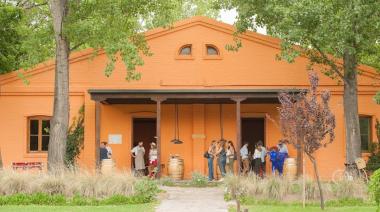 El exclusivo y pequeño restó de bodega que panifica sin gluten y ofrece cocina de montaña