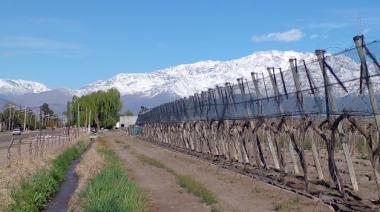 El emblemático distrito que crece en el Valle de Uco y se posiciona como el primer "Pueblo del Vino" de la Argentina