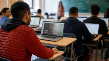 Nuevas carreras: dónde estudiar en Mendoza Desarrollo de Software y Ciencias de Datos en IA