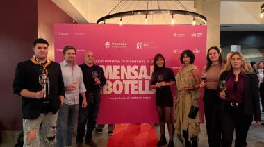 Se presentó en Palmares el Avant Premiere de la película "Mensaje en una botella"