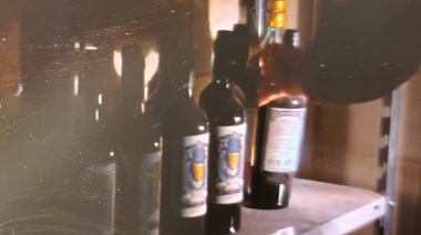Sombrero de Huentala Wines, el vino mendocino que aparece en el nuevo hitazo de Netflix