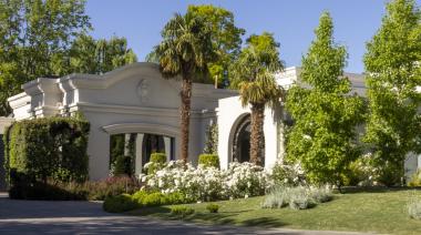 Lujo, arte y vino: el hotel mendocino que se incorpora a la élite mundial de la hospitalidad