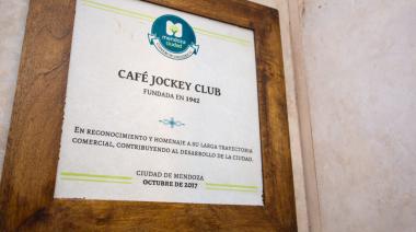 Un clásico de Mendoza: reinauguró uno de los cafés con más historia de la Ciudad fundado en 1942