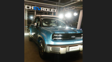 Yacopini pica en punta en Mendoza con los autos eléctricos: presentó Spark EUV de Chevrolet