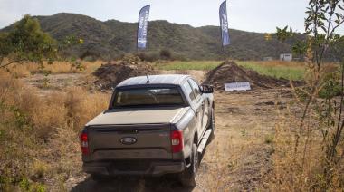Ford Experience: con circuito propio, Goldstein puso a prueba las nuevas “naves” del Óvalo