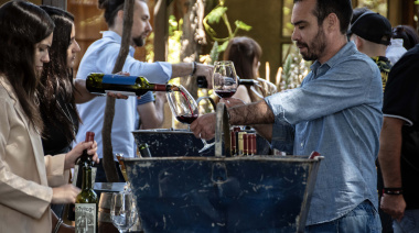Vinos, música y solidaridad: vuelve la Feria de Terruños en Bodega Alandes