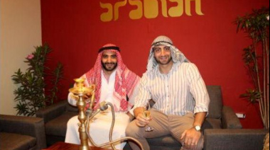 Arabian, el restorán que propone vivir el mundial como en Qatar... pero en Mendoza