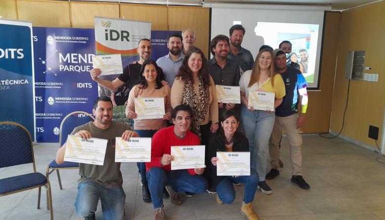 IDR Incuba 2023: siete proyectos vinculados a los agronegocios completaron el programa