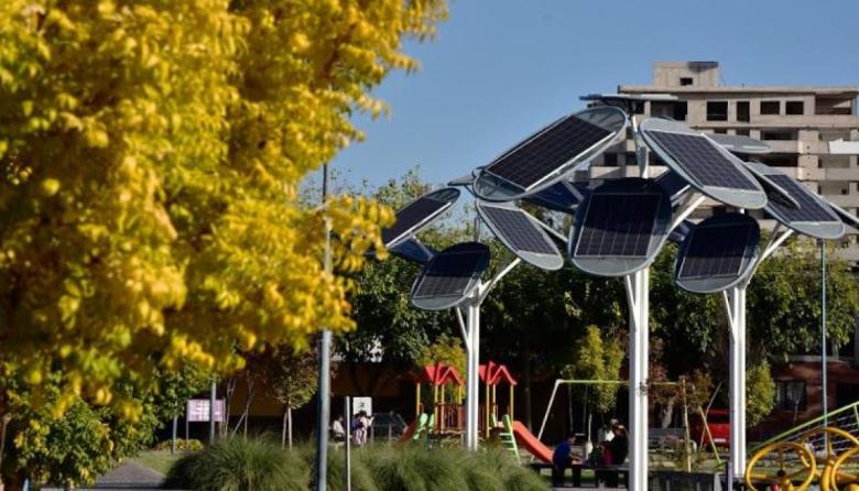 Godoy Cruz: el departamento de los 1368 paneles instalados y una transición energética en marcha