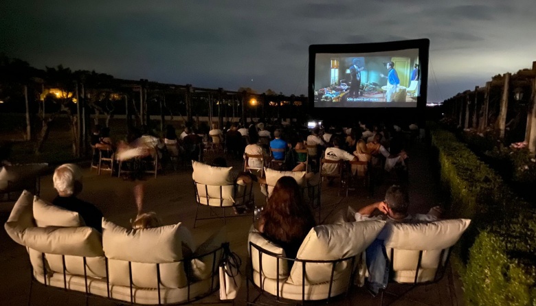 26 funciones durante tres meses: arrancó en Mendoza el ciclo de cine al aire libre en bodegas