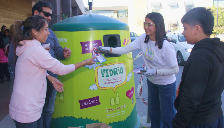 Verallia lanza la 13ª edición de “Brindar es Dar”: reciclá vidrio y canjeá entradas al cine