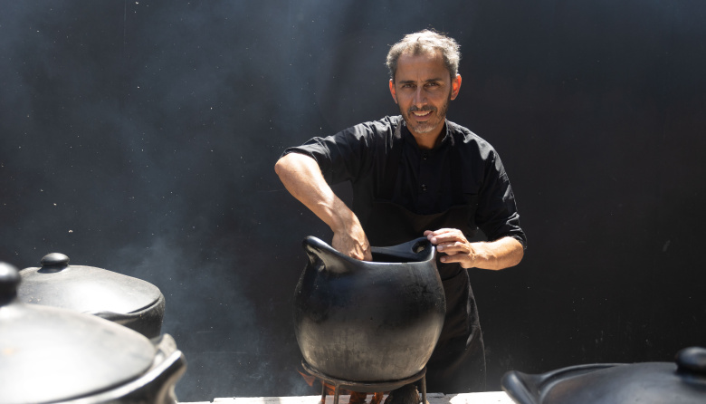 Lucas Bustos: el chef mendocino que redefine el éxito global con la fórmula del “menos es más”