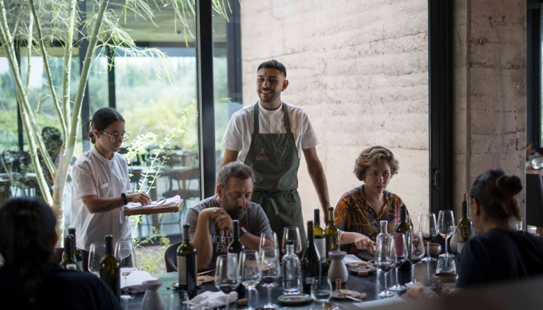 Del terroir a la mesa: Savia Cocina Casarena lanza su menú otoñal con productos de sus propias fincas