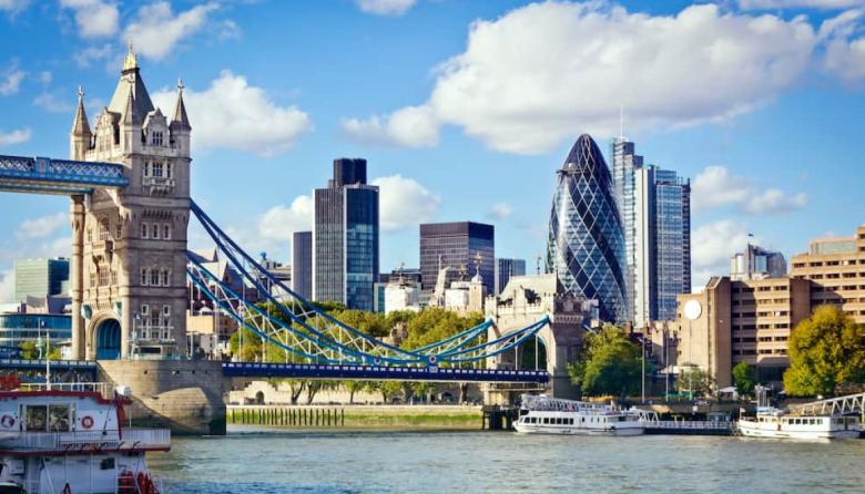 Mendoza presenta en Londres oportunidades de inversión en energía, minería y petróleo
