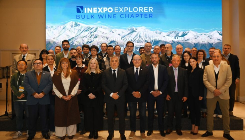 Mendoza, epicentro global del vino a granel: importadores de 13 países y 50 bodegas argemtinas