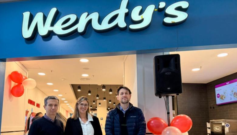 El primer Wendy's del interior abrió sus puertas en Mendoza Shopping (y llegan más marcas...)