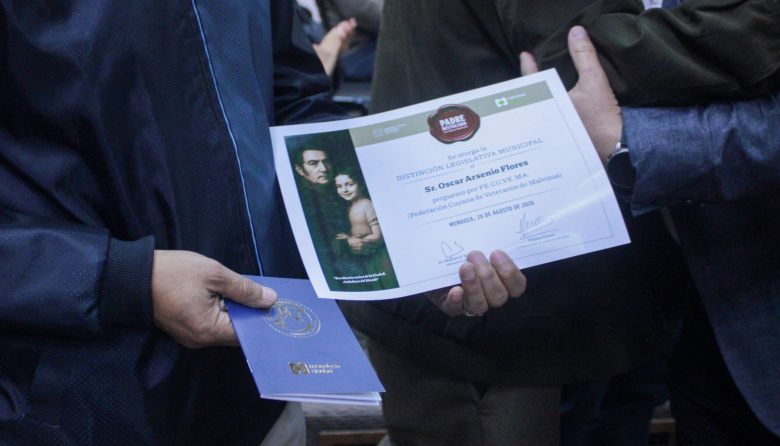 Vocación y legado: Ciudad de Mendoza distinguió a los "Padres Destacados 2026"