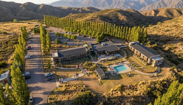 La UNCuyo proyecta un hotel, cabañas y camping con piletas en Potrerillos