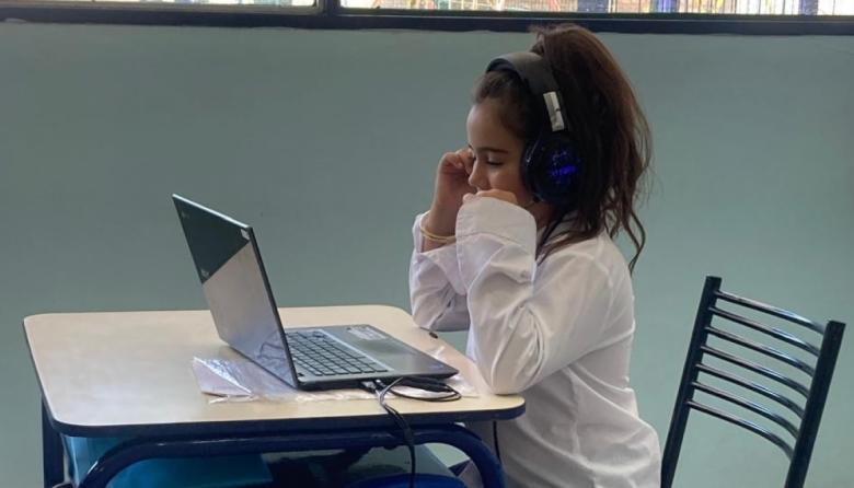 Rainbow marca la diferencia: primer colegio de Mendoza designado sede oficial de Cambridge