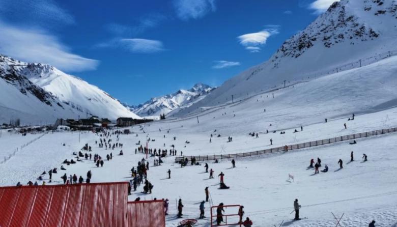 Propuesta inédita: Penitentes Park sorprende con una nueva pista de trineos en la cima de la montaña