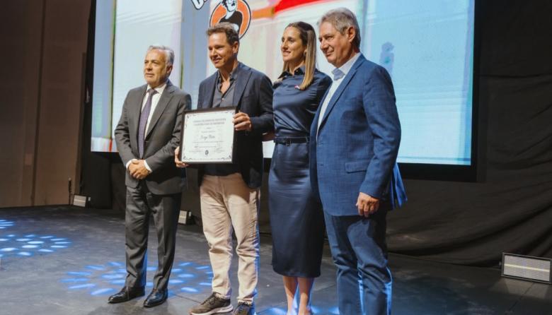 “Mendoza siempre ofrece las mejores condiciones para invertir”: Jorge Brito fue distinguido por su apuesta al desarrollo energético