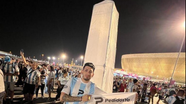 Mundial 2022: ¿quién es el mendocino que está detrás del obelisco que es furor en Qatar?