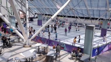 Mendoza Shopping sobre hielo: regresa la pista de patinaje más divertida del país 