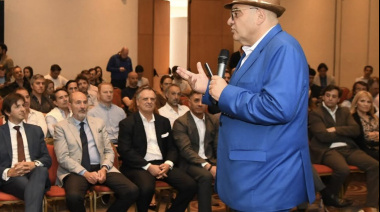 Para el Gurú de la City, "el que ahorra en dólares se va a fundir"
