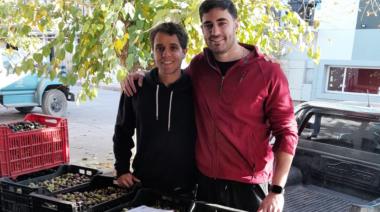 "Pasante": la marca de aceite de oliva creada por dos estudiantes entre clases, prácticas y sueños