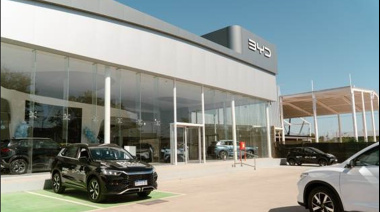 Un gigante global llega a Mendoza: BYD abre su primer concesionario de autos híbridos y eléctricos