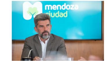 El intendente que pisa el freno: Ulpiano Suarez congela contrataciones y recorta gastos en la Ciudad