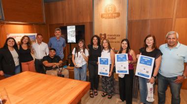 Más de 500 vecinos recibieron premios por apostar por los comercios de la Ciudad