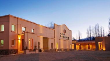 Vuelta a las raíces: Lamadrid relanza el vino retornable y cambia la forma de vender en Mendoza
