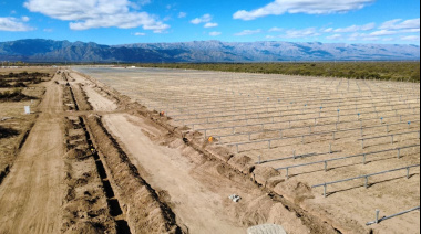 Con casi la mitad del proyecto en marcha, Aisa Group impulsa su parque solar en San Luis