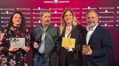 Bodegas y literatura: Autores por los Caminos del Vino se consagró con el Oro en enoturismo cultural