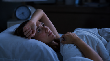 Uno de cada tres adultos duerme menos de lo recomendado: qué implica para la salud y cómo mejorar el descanso