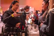 Más de 130 bodegas, gastronomía y música, en la feria de vinos del Hilton Mendoza