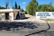 La histórica cantina de un club de barrio que vuelve a abrir sus puertas en Chacras de Coria
