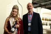 Verallia presentó “Sparkling Azul”, el nuevo envase en homenaje a la Reina de la Vendimia 2026