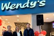 El primer Wendy's del interior abrió sus puertas en Mendoza Shopping (y llegan más marcas...)
