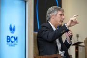 Lo que viene para la economía real: qué dijo el presidente del BCRA en la Bolsa de Comercio de Mendoza