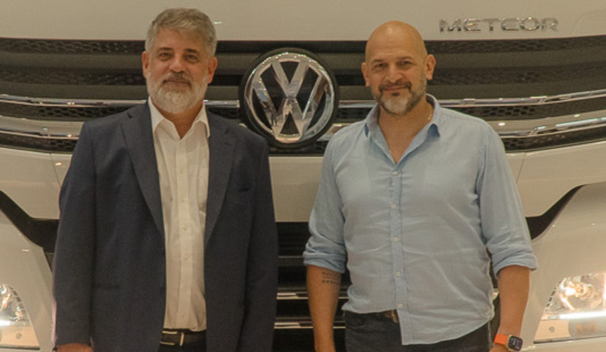 De la mano de Vesten, llega a Cuyo "el camión de Volkswagen más grande de la historia"