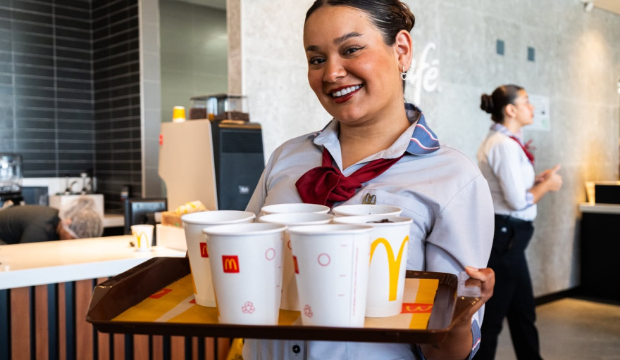 Arcos Dorados fue reconocida como la mejor empresa para trabajar para las mujeres en Argentina