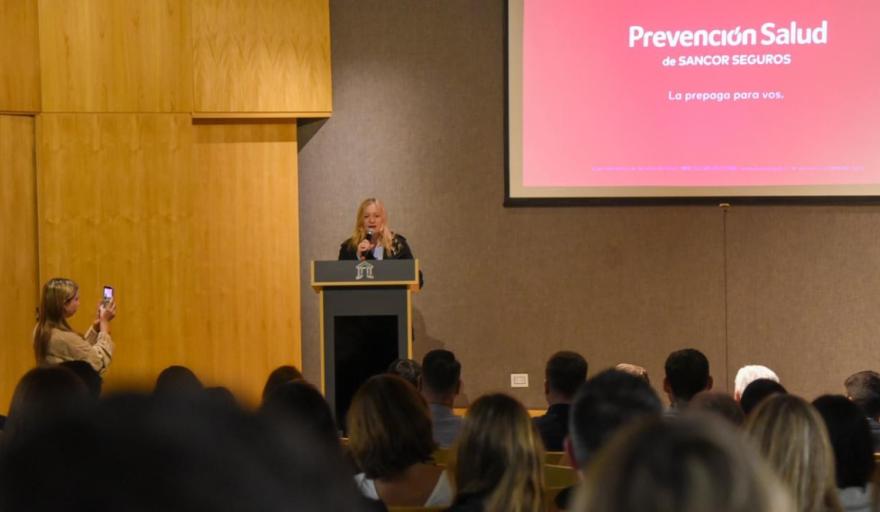Prevención Salud promueve la detección temprana del cáncer de mama con charlas en Mendoza